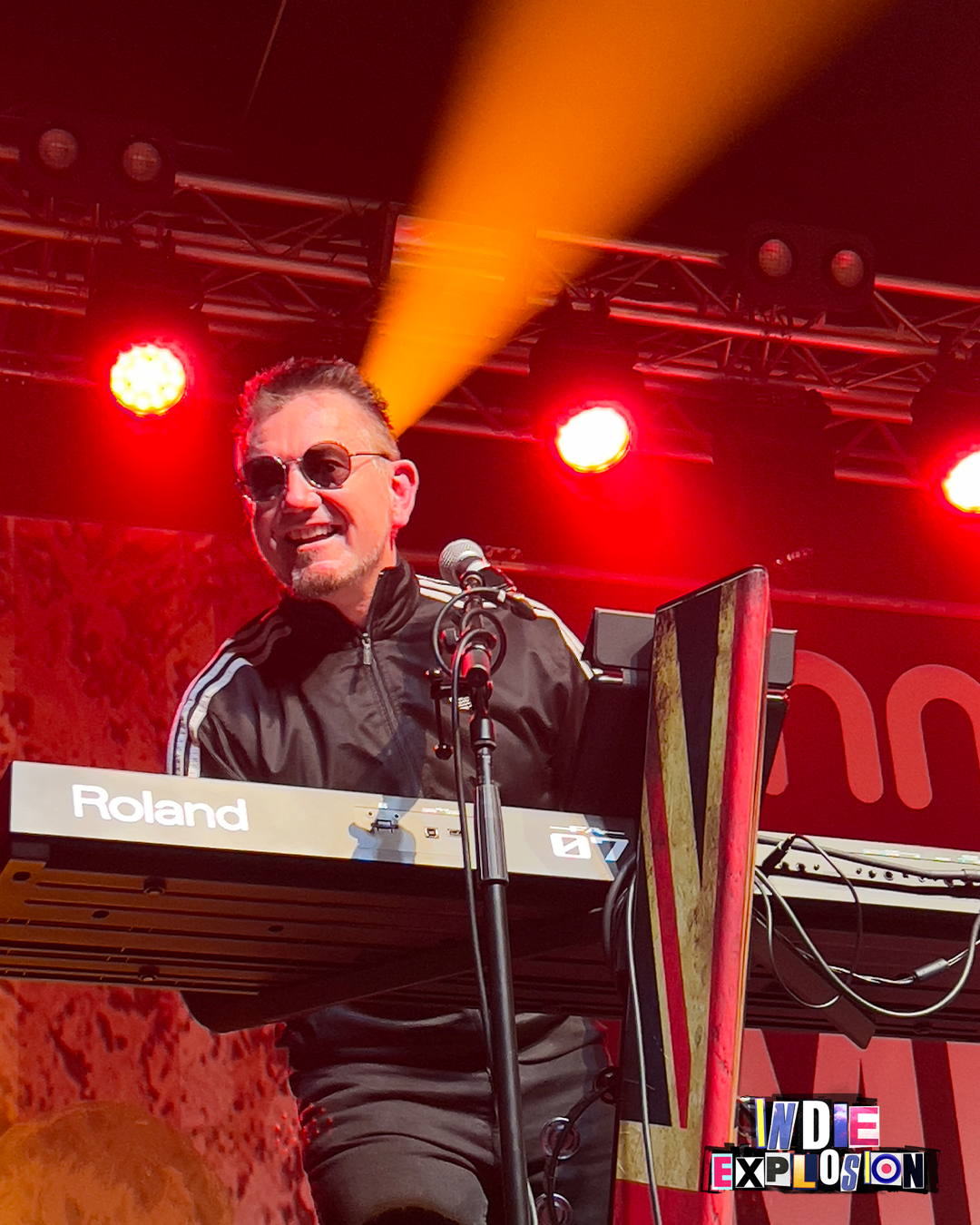 keyboard player at indie explosion